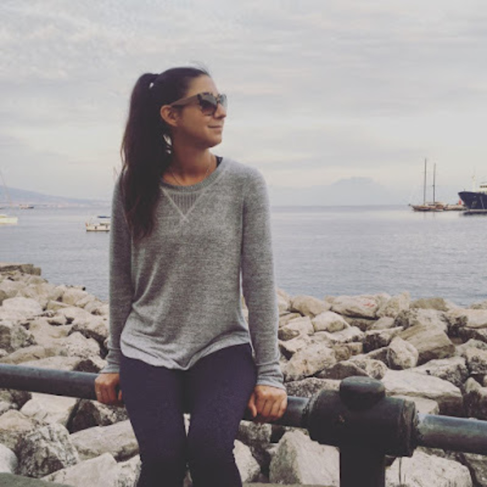 Meet your Posher, Hallie